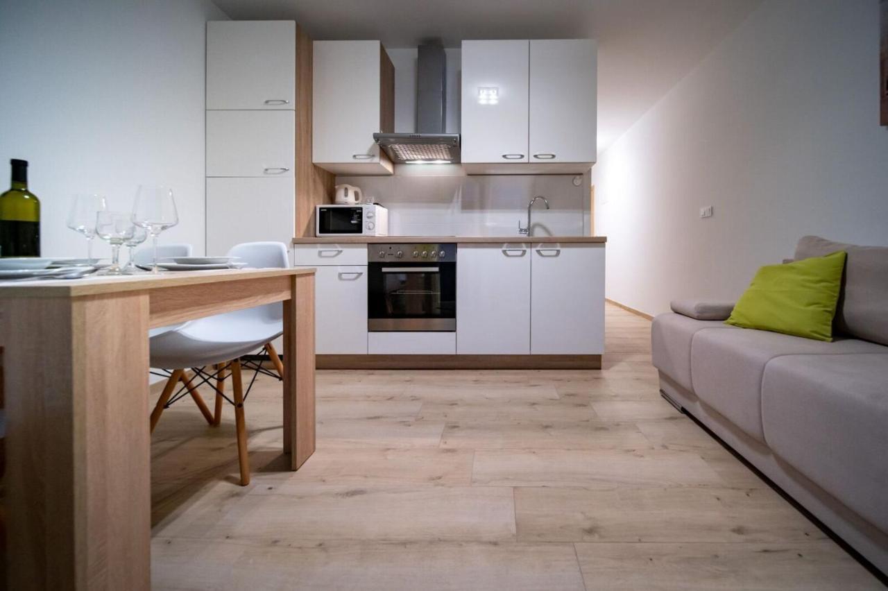 Apartments Arbis Лопар Экстерьер фото