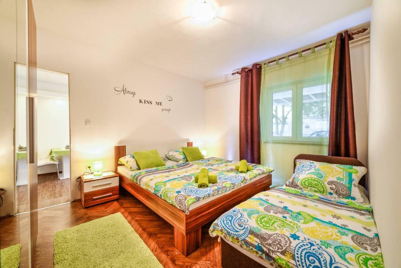 Apartments Arbis Лопар Экстерьер фото